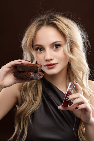 Блиск для губ CARAMEL BROWNIE